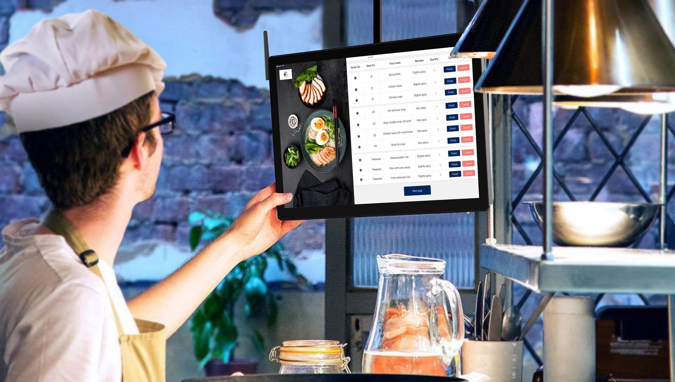 Cucina professionale con schermi per le comande